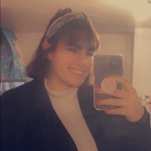 Meet your Posher, Hannah